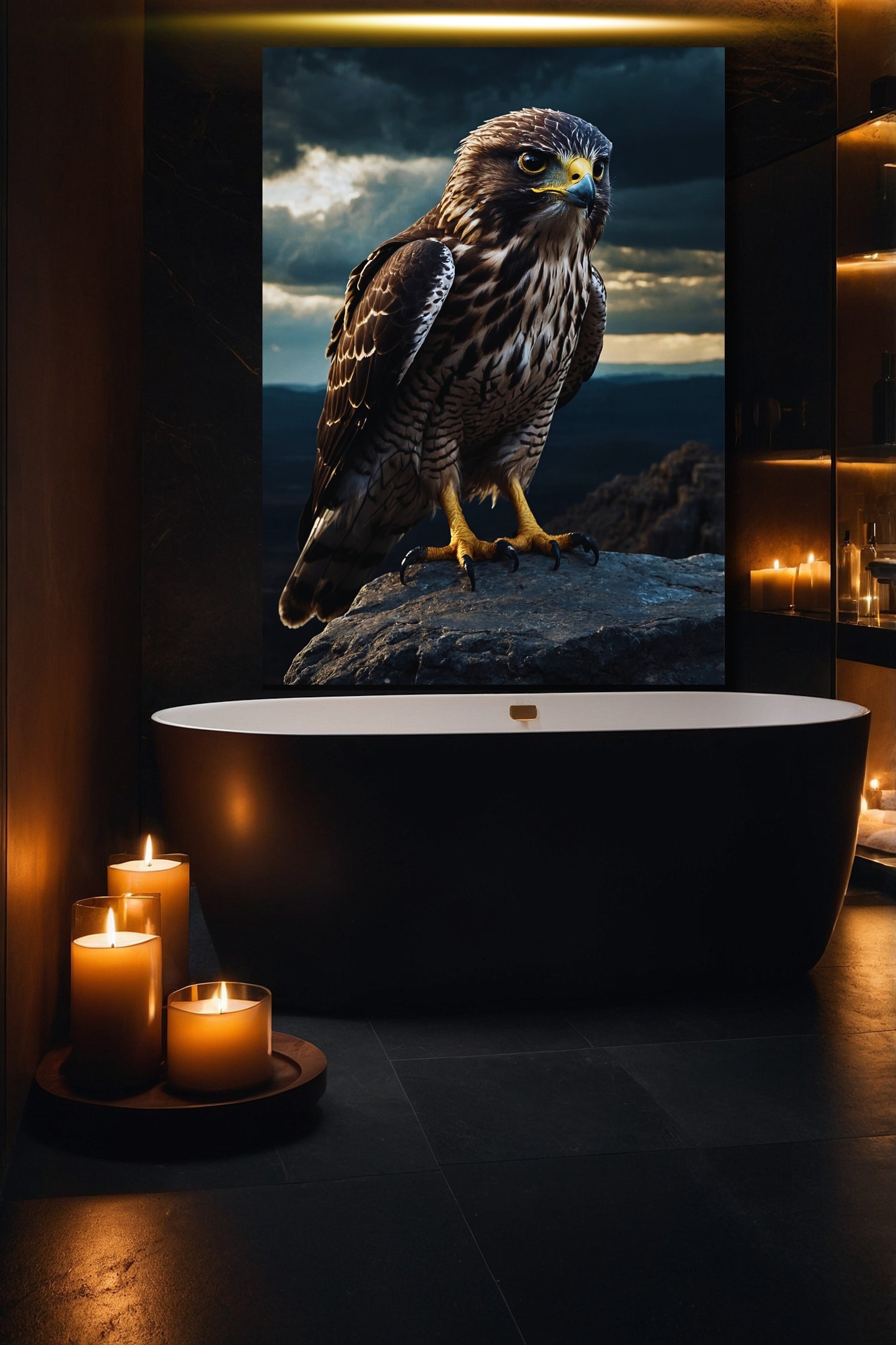 Falke Leinwandbild im Badezimmer mit dunkler, moderner Raumwirkung und dramatischem Himmel