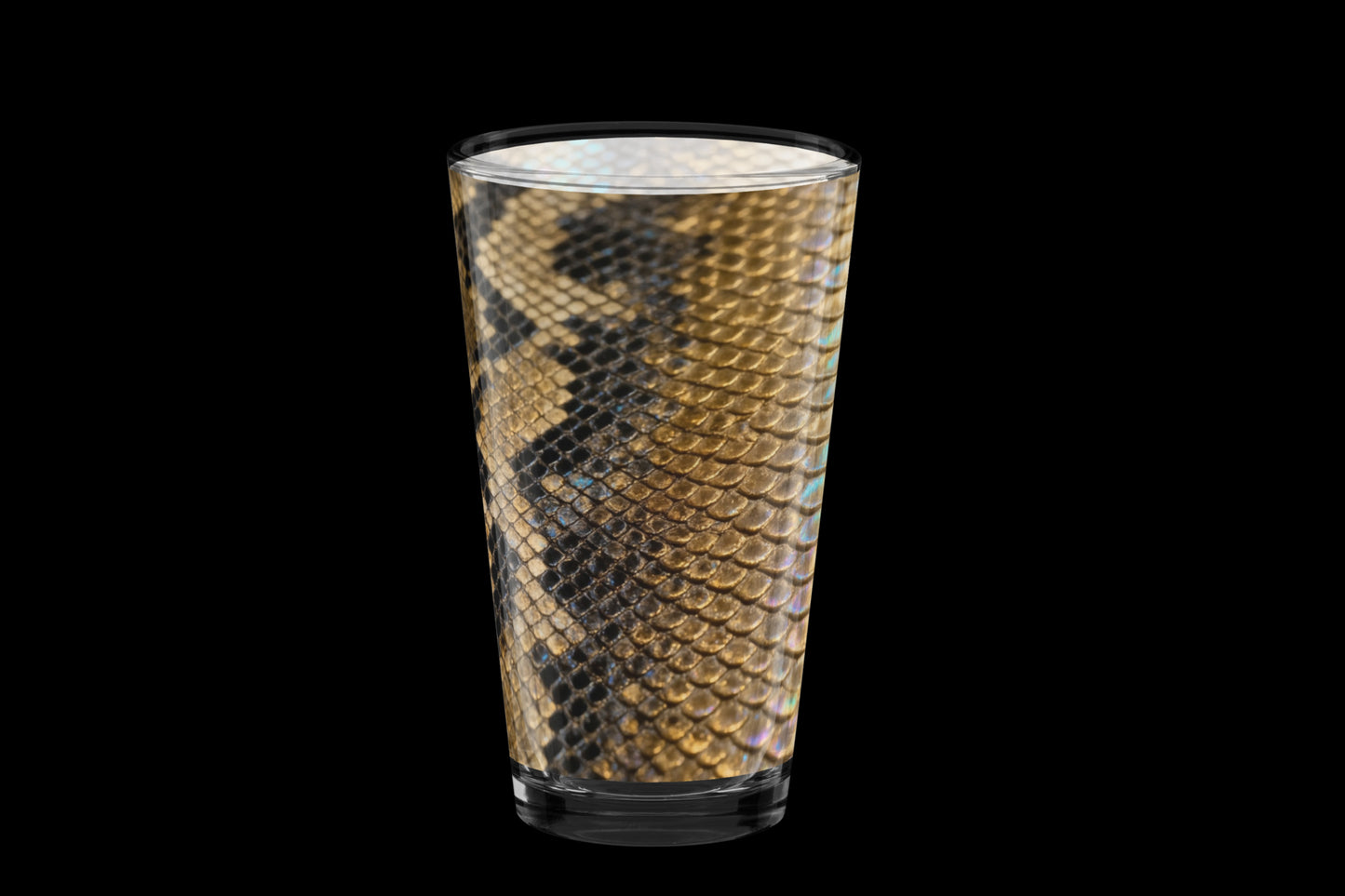 Seitenansicht des Pint-Glases mit gold-schwarzer Reptilienoptik und glänzender Tiefenwirkung