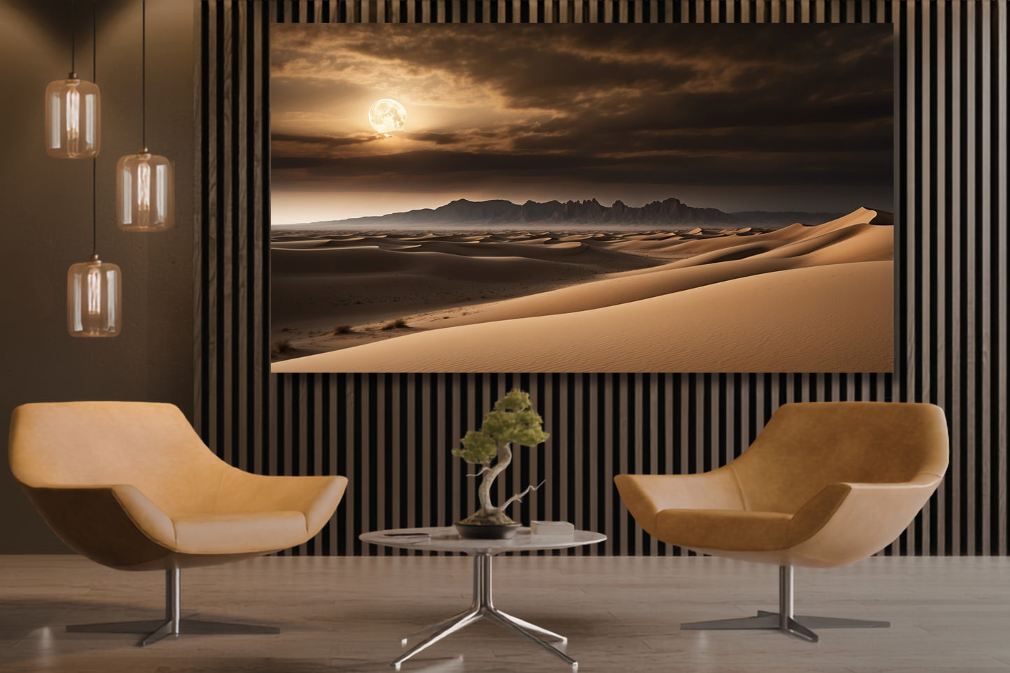 Poster einer Wüstenlandschaft im Vollmondlicht in einem modernen Wohnzimmer mit schwarzer Holzwand, zwei Sesseln und stilvoller Pendelbeleuchtung.