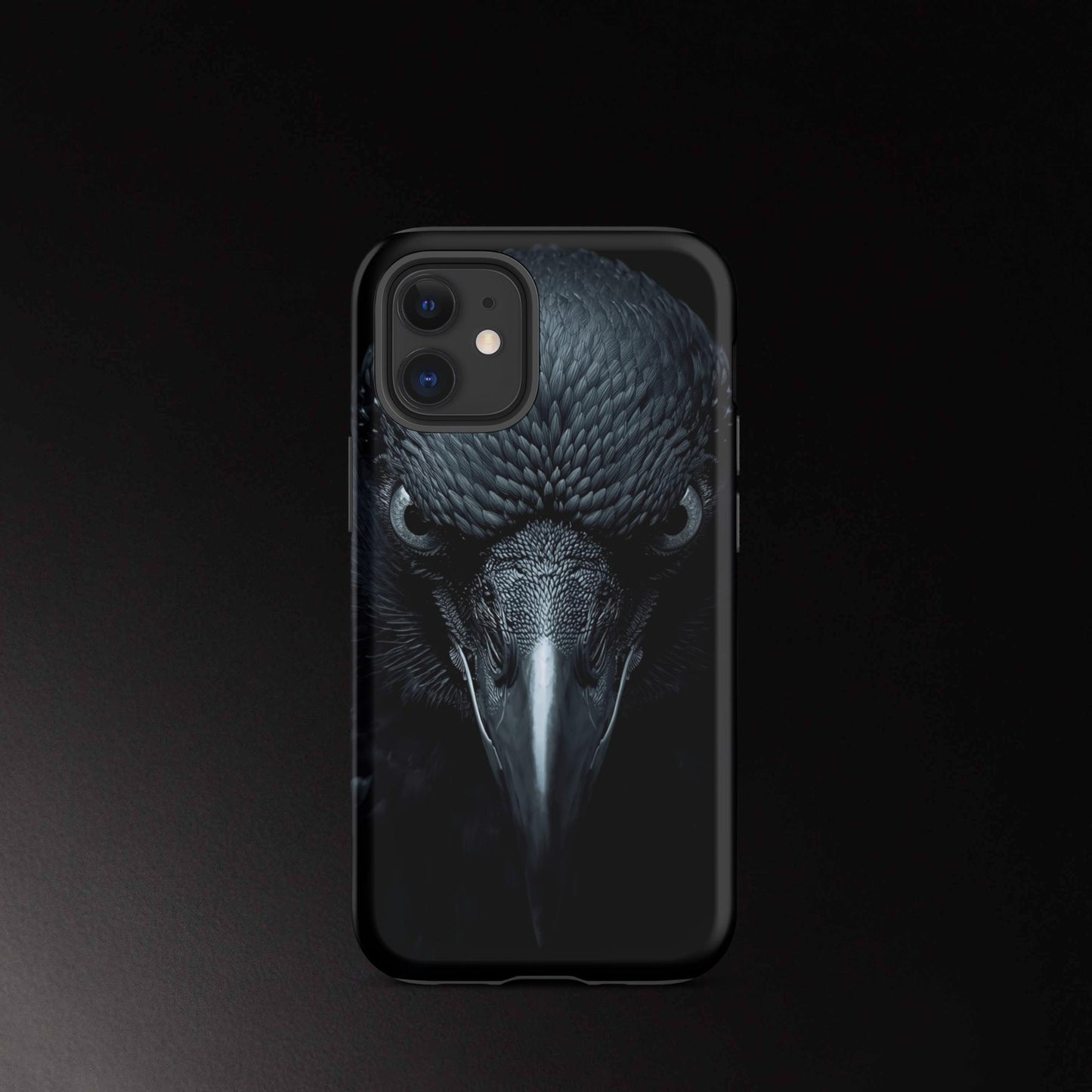 Raben Handyhülle iPhone 12 Mini mit intensivem Blick und klarer Gestaltung