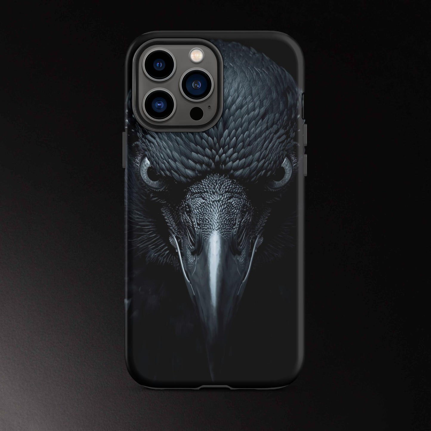 Raben Handyhülle iPhone 13 Pro Max mit dunkler Ästhetik und starkem Ausdruck