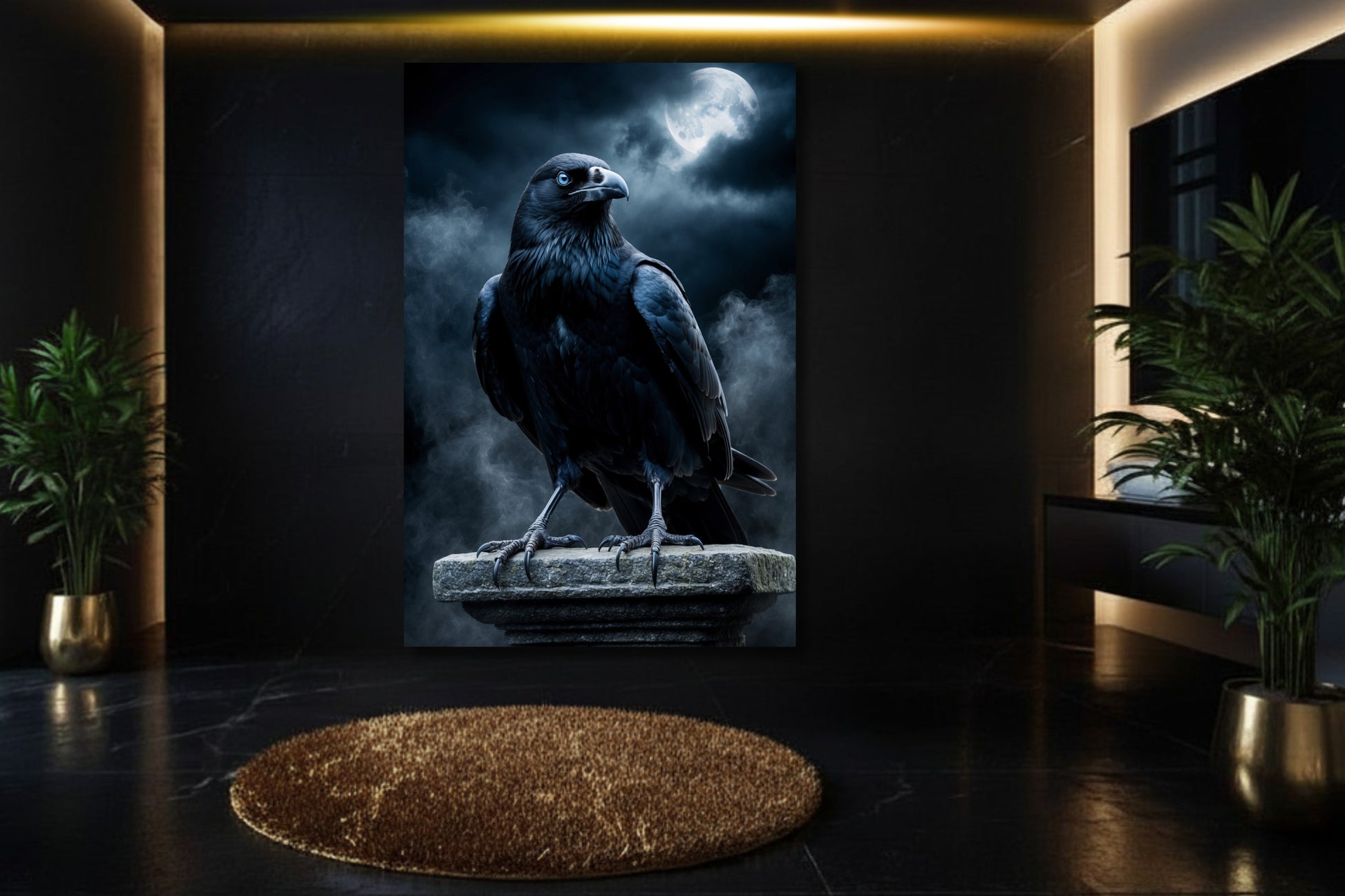 Rabe Poster in dunkler Nacht als Wandbild in stilvollem Badezimmer an dunkler Wand mit Goldakzenten 