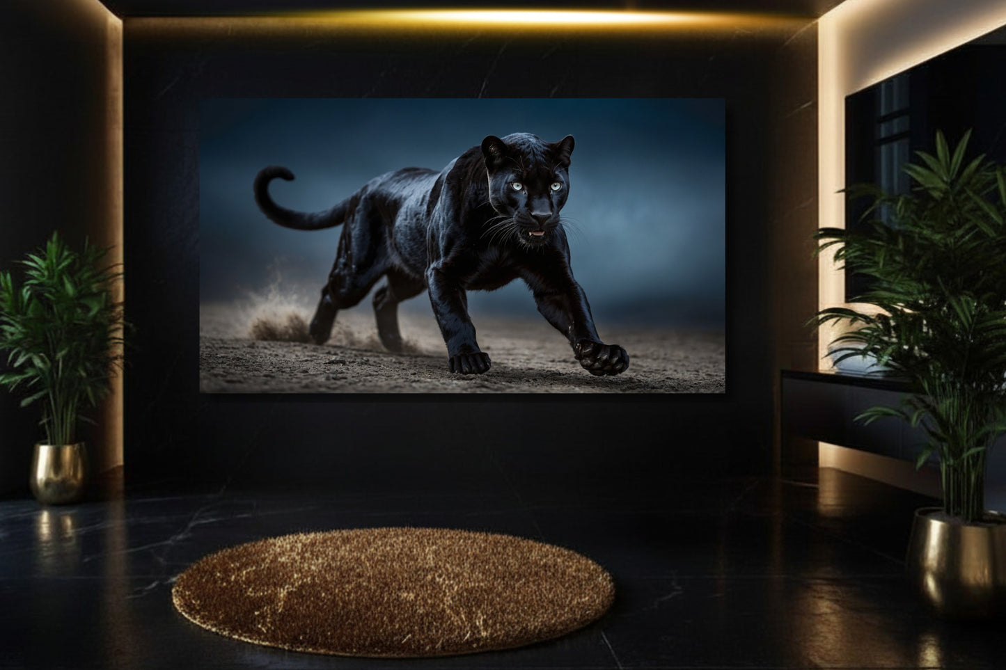 Schwarzer Panther in nächtlicher Bewegung als Poster im Querformat in stilvollem Badezimmer an dunkler Wand mit Goldakzenten – dynamische Tierdarstellung mit Tiefe