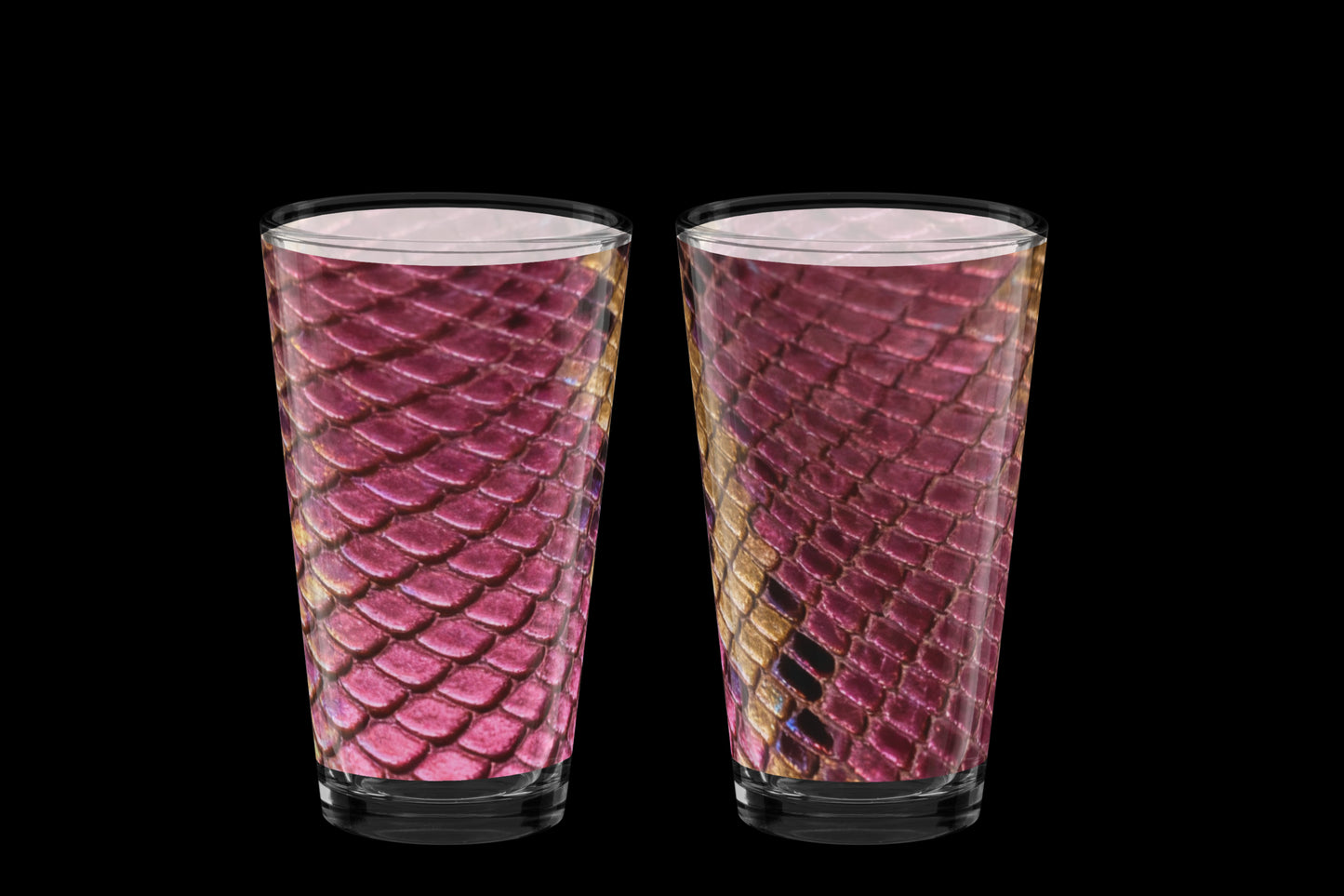 Zwei elegante Pint-Gläser in Magenta-Gold mit luxuriöser Reptilienoptik 